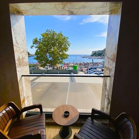 Marinus Hotel Улцинь Экстерьер фото