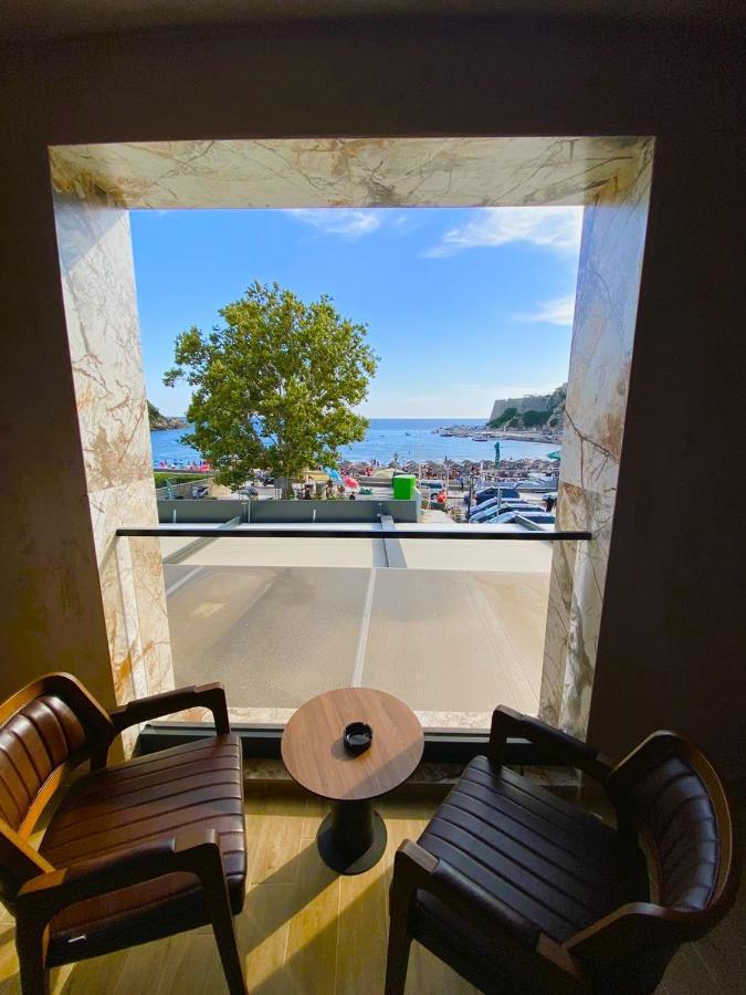Marinus Hotel Улцинь Экстерьер фото